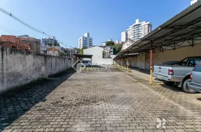 Terreno em condomínio fechado à venda na avenida mariland, 18, são joão, porto alegre, 850 m2 por r$ 1.800.000