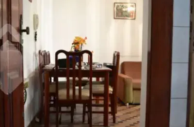 Apartamento com 2 quartos à venda na rua barão do amazonas, 1157, petrópolis, porto alegre, 64 m2 por r$ 220.000
