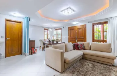 Casa com 3 quartos à venda na rua bélgica, 29, marechal rondon, canoas, 270 m2 por r$ 2.226.000