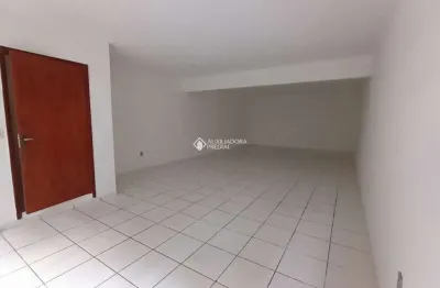 Sala comercial à venda na rua tiradentes, 154, centro, canoas, 62 m2 por r$ 225.000