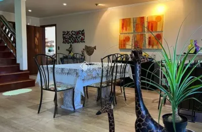 Casa com 3 quartos à venda na rua tenente antônio joão, 228, estância velha, canoas, 307 m2 por r$ 1.452.000