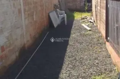 Casa com 1 quarto à venda na albert einstein, 196, brigadeira, canoas, 58 m2 por r$ 220.000