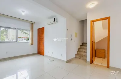 Casa em condomínio fechado com 3 quartos à venda na rua república, 2708, harmonia, canoas, 88 m2 por r$ 395.000
