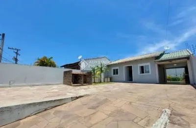 Casa com 2 quartos à venda na rua dona josefina, 822, capão da cruz, sapucaia do sul, 133 m2 por r$ 620.000