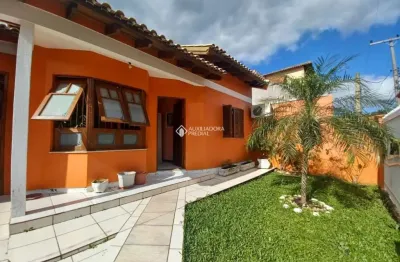 Casa com 2 quartos à venda na rua da felicidade, 234, estância velha, canoas, 67 m2 por r$ 650.000