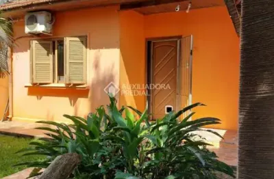 Casa com 2 quartos à venda na rua santa terezinha, 101, nossa senhora das graças, canoas, 65 m2 por r$ 480.000