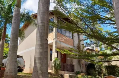 Casa com 2 quartos à venda na rua novo hamburgo, 870, parque amador, esteio, 330 m2 por r$ 635.999