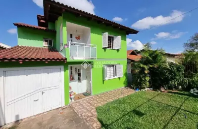 Casa com 3 quartos à venda na primeiro de março, 391, nossa senhora das graças, canoas, 285 m2 por r$ 619.999