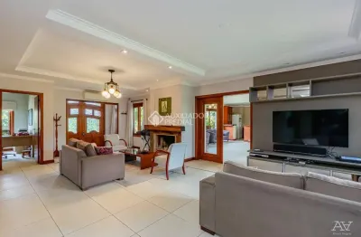 Casa com 4 quartos à venda na rua país de gales, 245, marechal rondon, canoas, 600 m2 por r$ 2.544.000