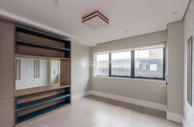Sala comercial à venda na avenida getúlio vargas, 4831, marechal rondon, canoas, 28 m2 por r$ 429.999