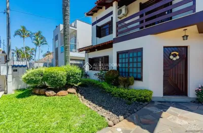 Casa com 4 quartos à venda na almirante tamandaré, 378, niterói, canoas, 210 m2 por r$ 1.060.000