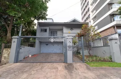 Casa com 4 quartos à venda na rua irmão guilherme, 290, marechal rondon, canoas, 227 m2 por r$ 1.290.000