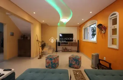 Casa com 4 quartos à venda na rua ernesto da silva rocha, 50, estância velha, canoas, 172 m2 por r$ 480.000