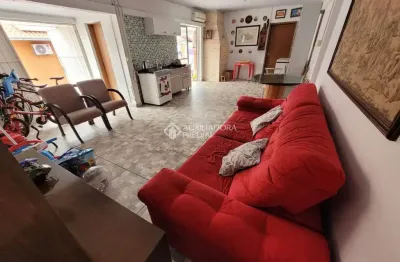 Casa com 3 quartos à venda na rua osvaldo optiz, 522, estância velha, canoas, 154 m2 por r$ 879.000