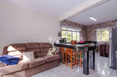 Casa com 2 quartos à venda na reverendo hanz krolow, 132, centro, nova santa rita, 200 m2 por r$ 650.000