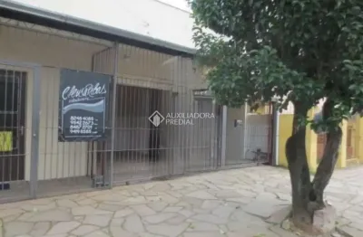 Casa com 3 quartos à venda na rua santa terezinha, 597, nossa senhora das graças, canoas, 250 m2 por r$ 599.000