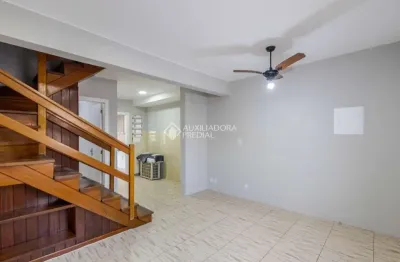 Casa em condomínio fechado com 3 quartos à venda na avenida josé aloísio filho, 889, humaitá, porto alegre, 79 m2 por r$ 370.000