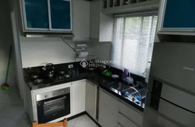Casa com 2 quartos à venda na rua maravilha, 529, são giácomo, caxias do sul, 72 m2 por r$ 261.000