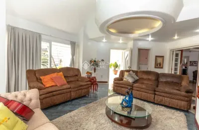 Casa com 3 quartos à venda na rua duque de caxias, 1045, marechal rondon, canoas, 346 m2 por r$ 3.800.000