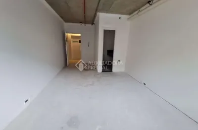 Sala comercial à venda na avenida getúlio vargas, 4831, centro, canoas, 27 m2 por r$ 298.000
