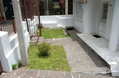 Casa em condomínio fechado com 4 quartos à venda na rua perpétua teles, 46, petrópolis, porto alegre, 200 m2 por r$ 1.000.000