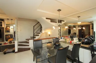 Casa em condomínio fechado com 3 quartos à venda na avenida coronel lucas de oliveira, 1548, petrópolis, porto alegre, 149 m2 por r$ 950.000