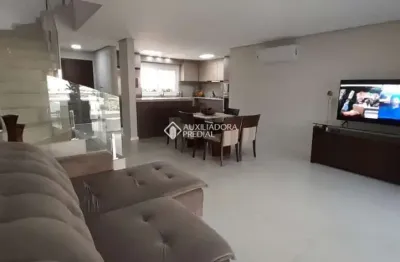 Casa em condomínio fechado com 3 quartos à venda na rua adriano pereira da silva, 290, vila nova, porto alegre, 187 m2 por r$ 1.399.000