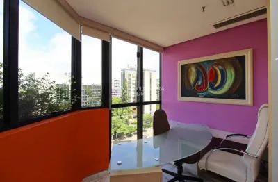 Sala comercial à venda na avenida carlos gomes, 1200, auxiliadora, porto alegre, 40 m2 por r$ 480.000