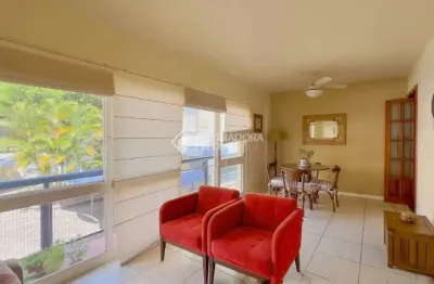 Apartamento com 3 quartos à venda na rua doutor barcelos, 1189, tristeza, porto alegre, 97 m2 por r$ 480.000
