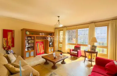 Casa com 4 quartos à venda na rua comendador creidy, 360, chácara das pedras, porto alegre, 238 m2 por r$ 1.700.000