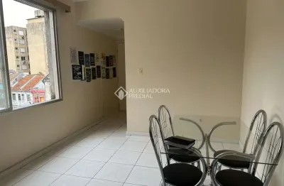 Apartamento com 2 quartos à venda na rua coronel fernando machado, 613, centro histórico, porto alegre, 56 m2 por r$ 313.500