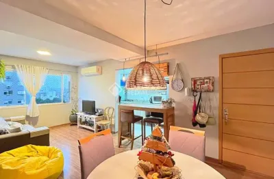 Apartamento com 3 quartos à venda na rua gomes jardim, 1188, santana, porto alegre, 82 m2 por r$ 689.000