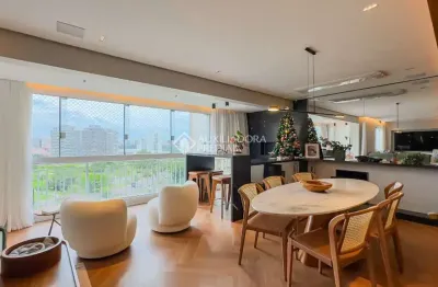 Apartamento com 3 quartos à venda na rua doutor joão satt, 25, vila ipiranga, porto alegre, 148 m2 por r$ 2.680.000