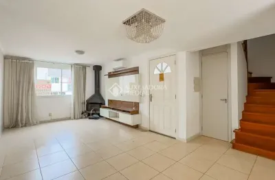 Casa em condomínio fechado com 3 quartos à venda na rua augusto attílio giordani, 87, são sebastião, porto alegre, 149 m2 por r$ 753.000