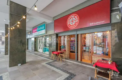 Ponto comercial à venda na rua mostardeiro, 455, rio branco, porto alegre, 68 m2 por r$ 450.000