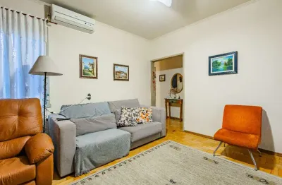 Casa com 3 quartos à venda na rua líbia, 346, vila ipiranga, porto alegre, 230 m2 por r$ 755.000