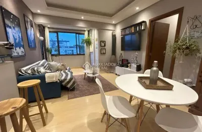 Apartamento com 3 quartos à venda na rua roque calage, 400, passo da areia, porto alegre, 81 m2 por r$ 580.000