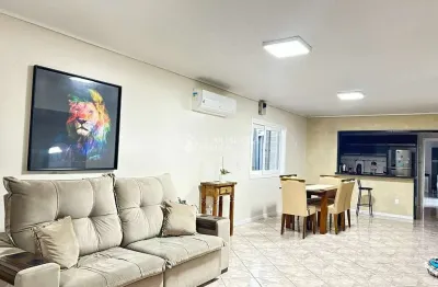 Casa com 3 quartos à venda na rua aldo locatelli, 407, parque santo inácio, esteio, 198 m2 por r$ 581.000