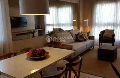 Apartamento com 2 quartos à venda na das fontes, 605, centro, gramado, 74 m2 por r$ 1.200.000