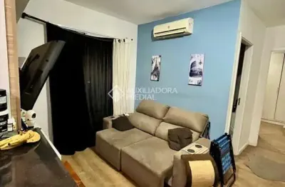 Apartamento com 2 quartos à venda na avenida assis brasil, 4908, são sebastião, porto alegre, 51 m2 por r$ 350.000