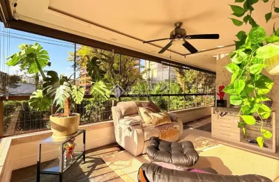 Apartamento com 3 quartos à venda na rua dário pederneiras, 16, petrópolis, porto alegre, 185 m2 por r$ 1.890.000