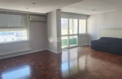 Apartamento com 3 quartos à venda na rua riachuelo, 1247, centro histórico, porto alegre, 144 m2 por r$ 744.000