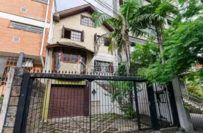 Casa com 4 quartos à venda na avenida iguassu, 51, petrópolis, porto alegre, 220 m2 por r$ 1.500.000
