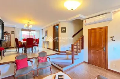 Casa em condomínio fechado com 3 quartos à venda na rua joão mendes ouriques, 594, jardim isabel, porto alegre, 225 m2 por r$ 810.000