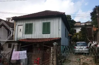 Terreno à venda na avenida ipê, 653, vila jardim, porto alegre, 351 m2 por r$ 395.000