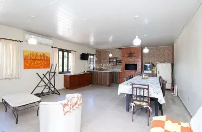 Casa com 3 quartos à venda na avenida doutor alberto vianna rosa, 435, morro santana, porto alegre, 180 m2 por r$ 550.000