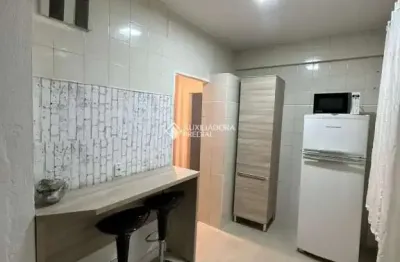 Apartamento com 2 quartos à venda na avenida cristóvão colombo, 274, floresta, porto alegre, 57 m2 por r$ 340.000