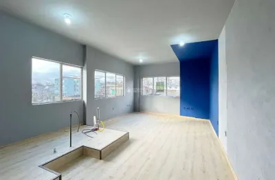 Sala comercial à venda na avenida assis brasil, 418, santa maria goretti, porto alegre, 34 m2 por r$ 85.000