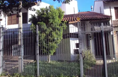 Casa com 4 quartos à venda na avenida senador daniel krieger, 187, jardim itu sabará, porto alegre, 330 m2 por r$ 1.100.000
