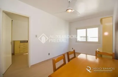Apartamento com 1 quarto à venda na avenida joão pessoa, 95, centro histórico, porto alegre, 43 m2 por r$ 215.000